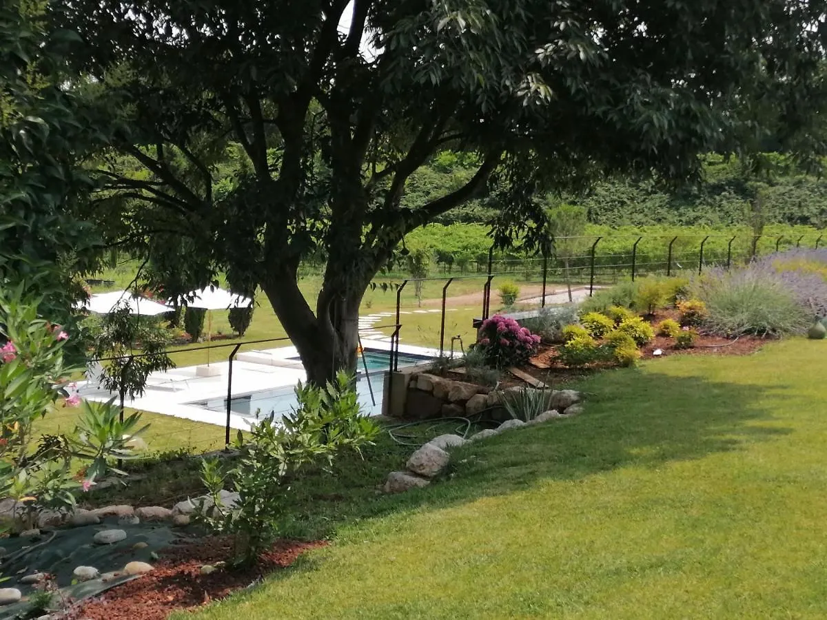 Alloggio per agriturismo Relais Ca' Morenica Valeggio sul Mincio