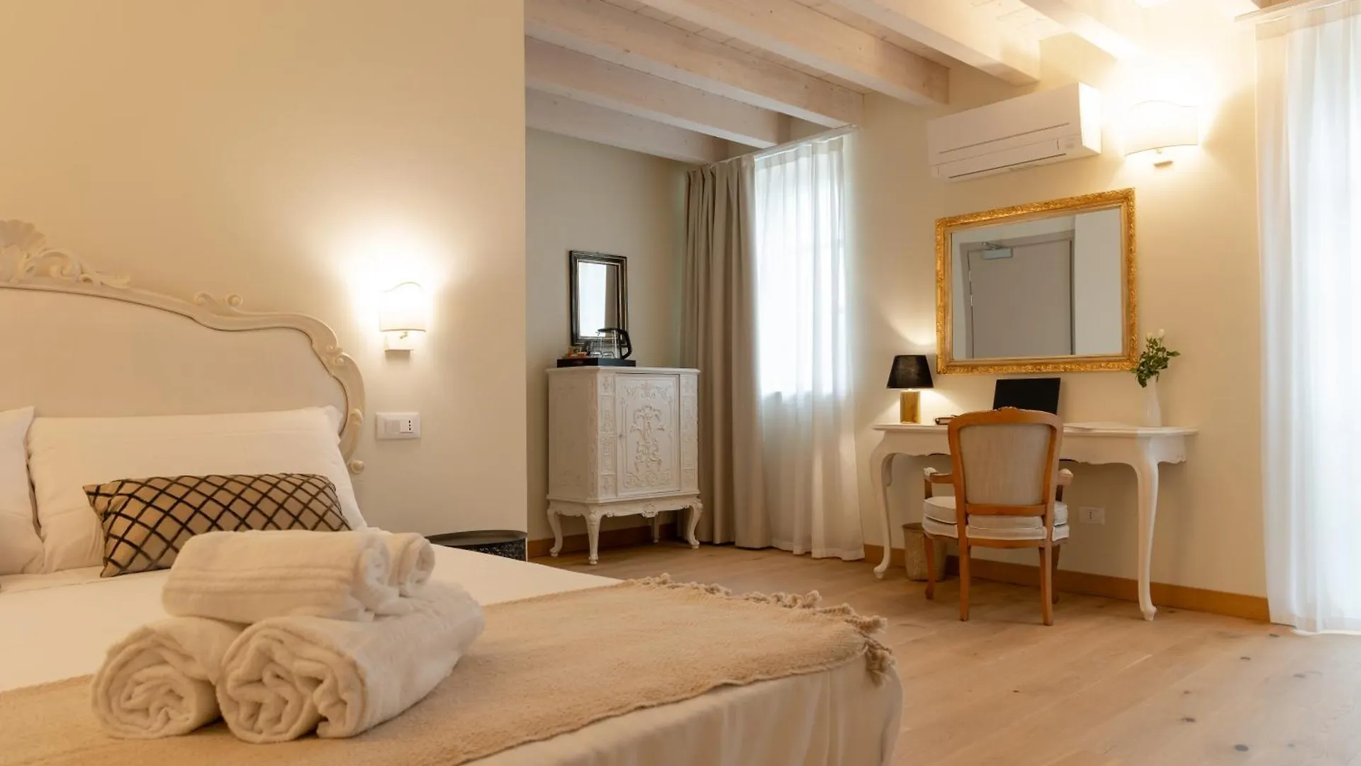 Relais Ca' Morenica Valeggio sul Mincio Vakantieboerderij